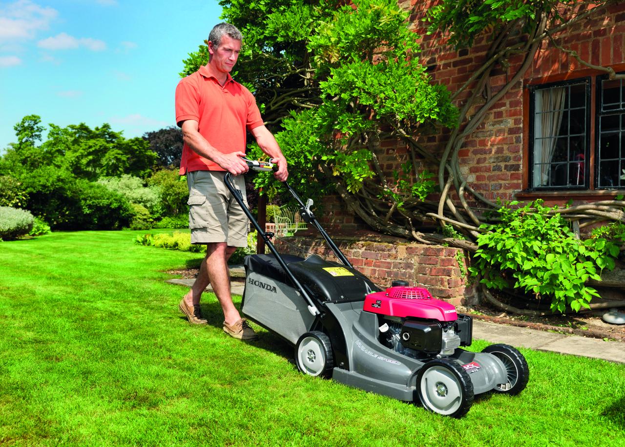Rasenmäher Benzin, Honda, Solo, mit Radantrieb, Hydrostat